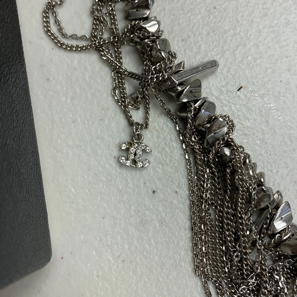 Chanel Necklace - Picture 3 of 4